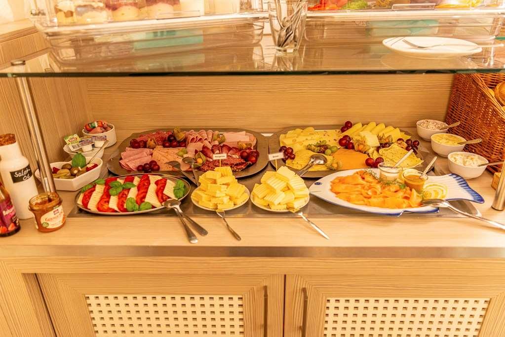 Das Hotel An Der Stadthalle - Rostock Hbf (Adults Only) Restaurang bild